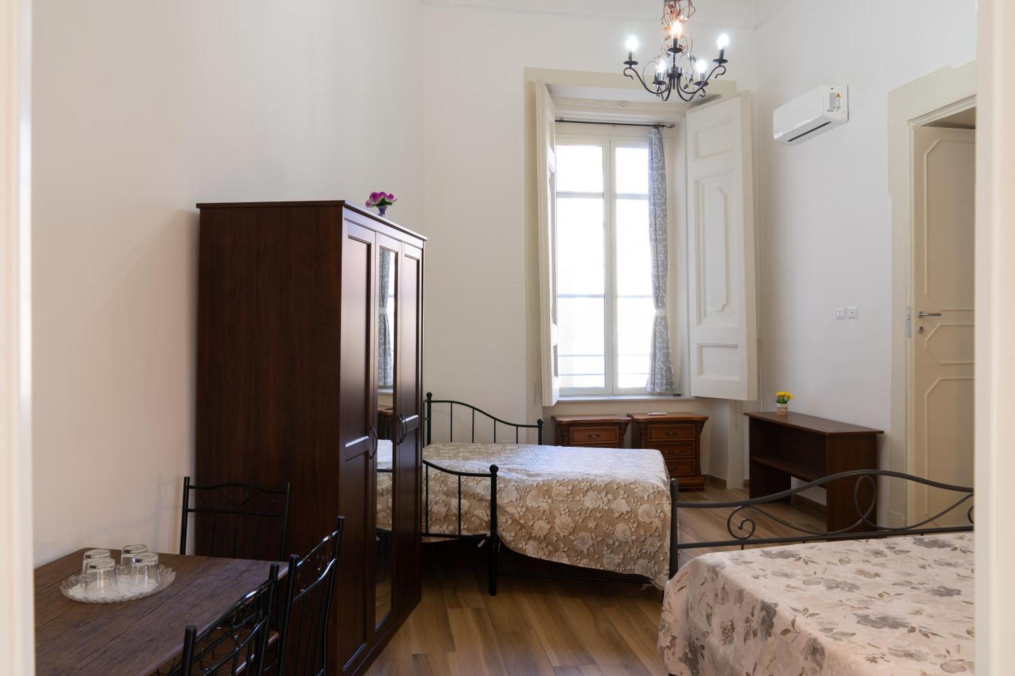 B&B Palazzo Sersale Napoli Dış mekan fotoğraf