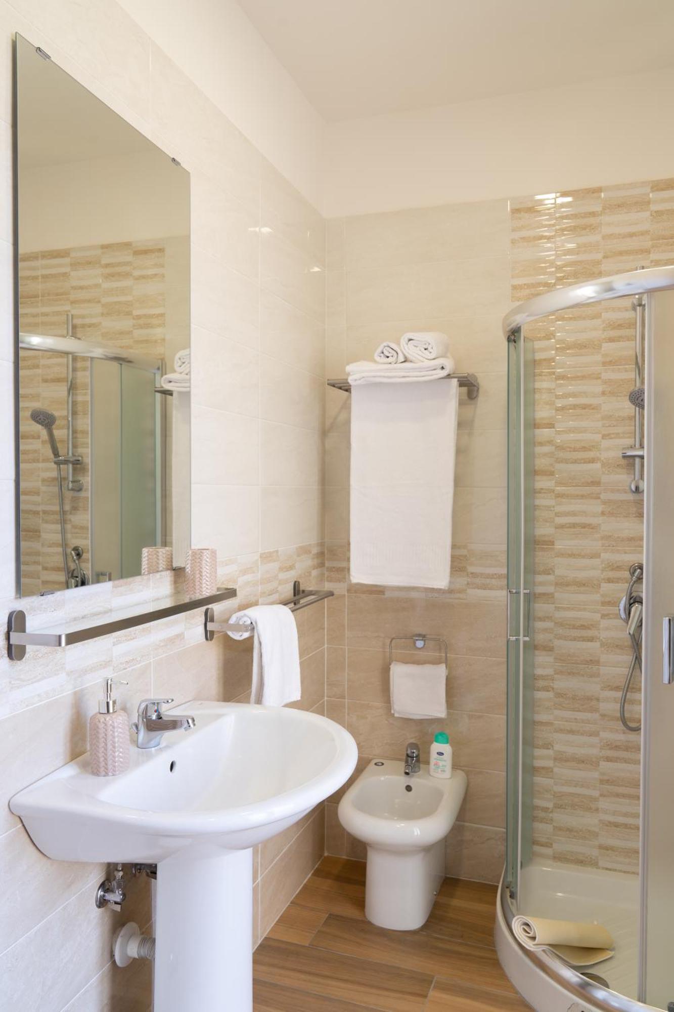 B&B Palazzo Sersale Napoli Dış mekan fotoğraf